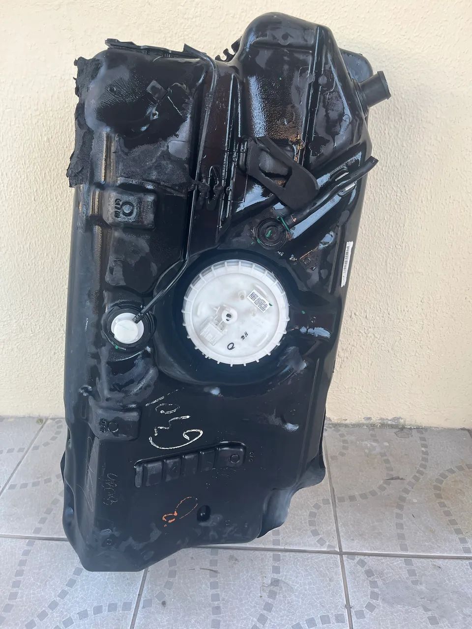 Tanque e bomba de combustível GM