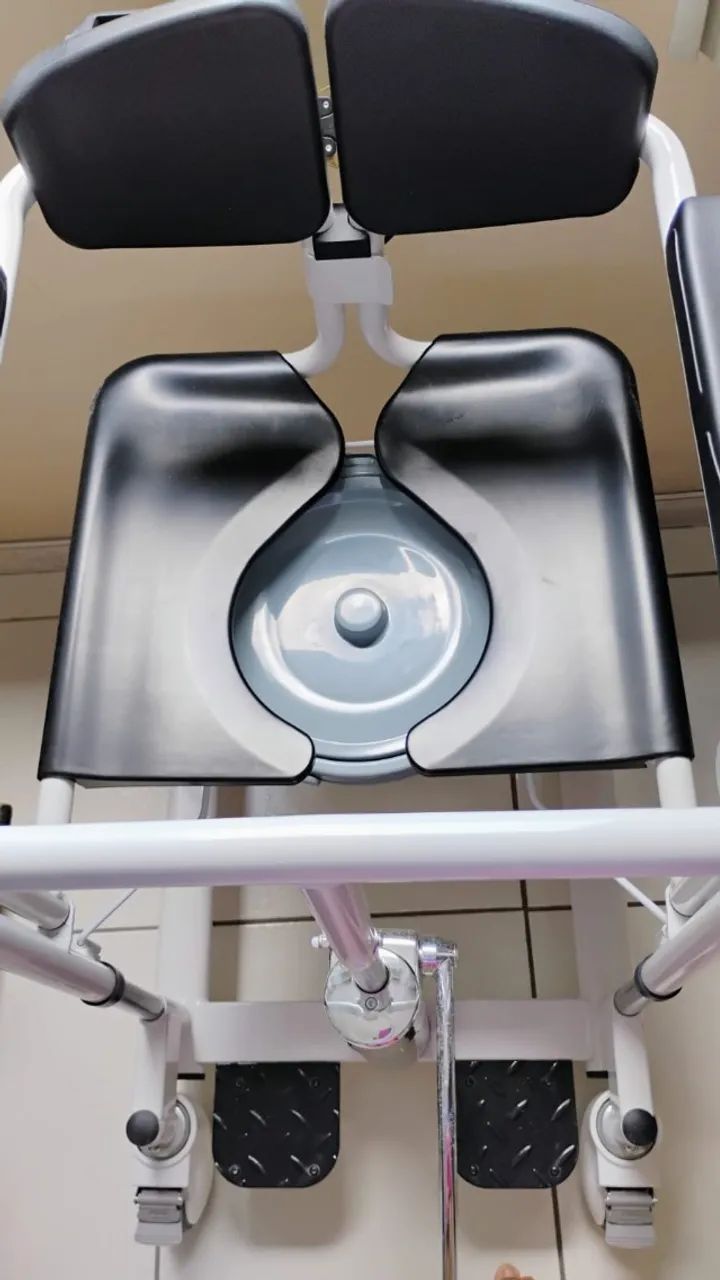 Cadeira de transferência e banho  - Foto 6