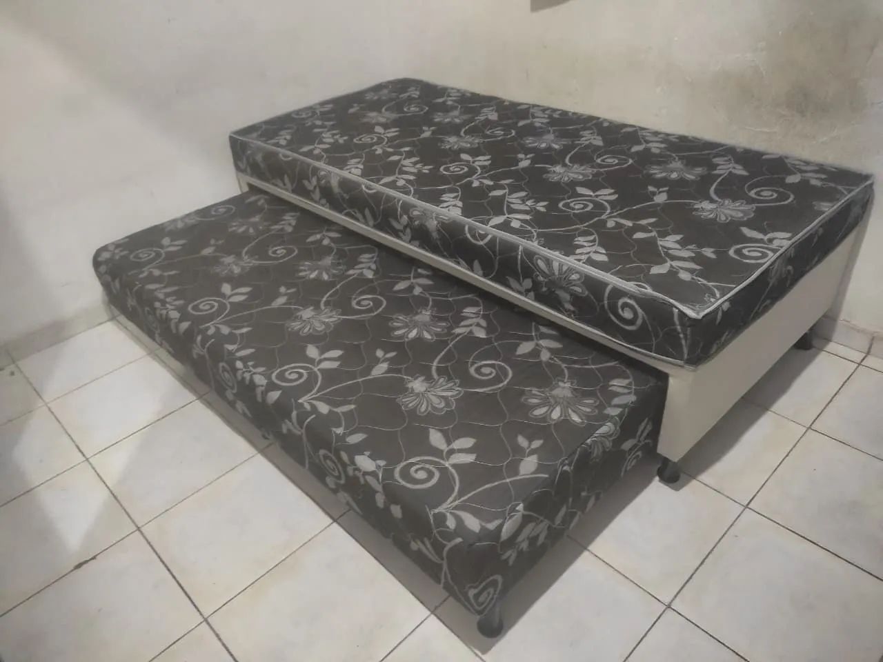 Cama solteiro com cama auxiliar  - Novas! - Foto 2