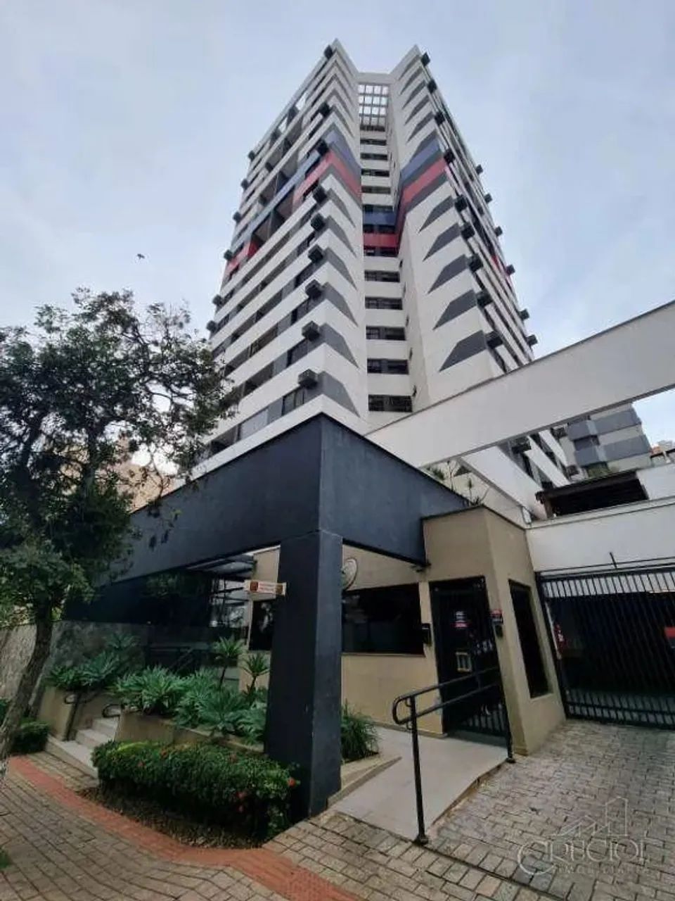 Apartamento com 1 dormitório à venda, 42 m² por R$ 270.000,00 - Centro - Londrina/PR