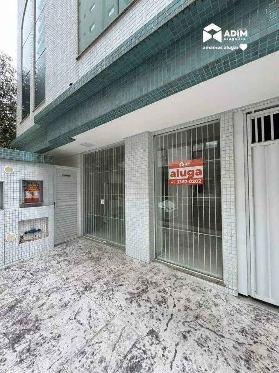 Sala comercial para aluguel, Meia Praia - Itapema/SC
