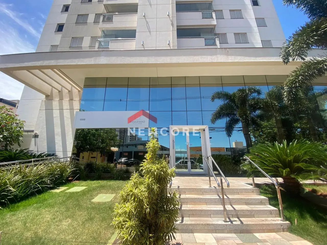 Apartamento em Avenida Celso Garcia Cid - Vila Siam - Londrina/PR