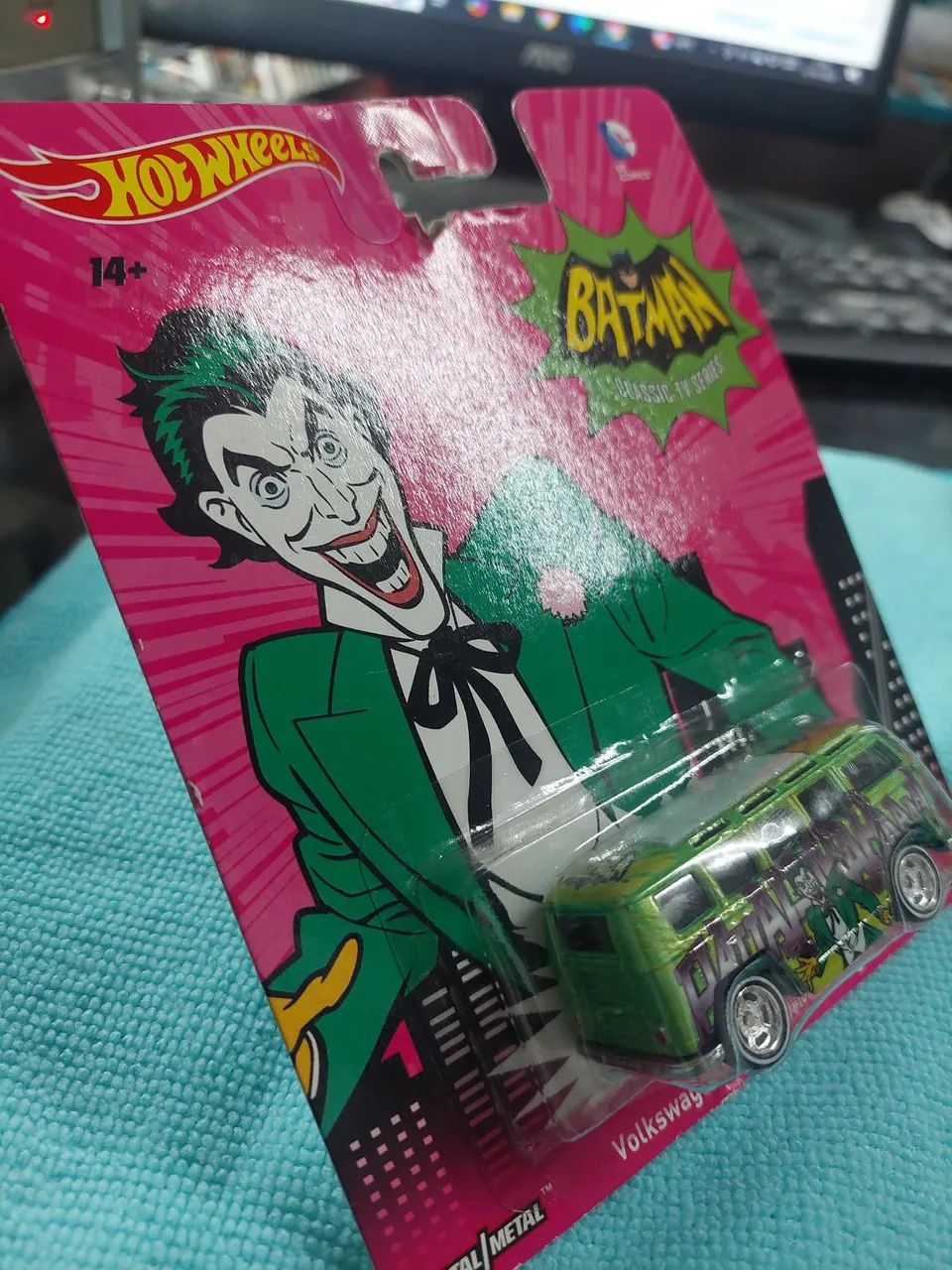 Carro Hot Wheels Batman Classic TV Series - Foto 4