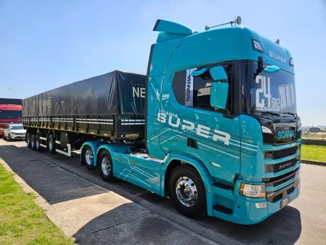 Scania R460 SUPER Ano 24 6x2Geladeira + 4 Eixo Graneleiro Guerra ano 23 13.5x 1.80mts