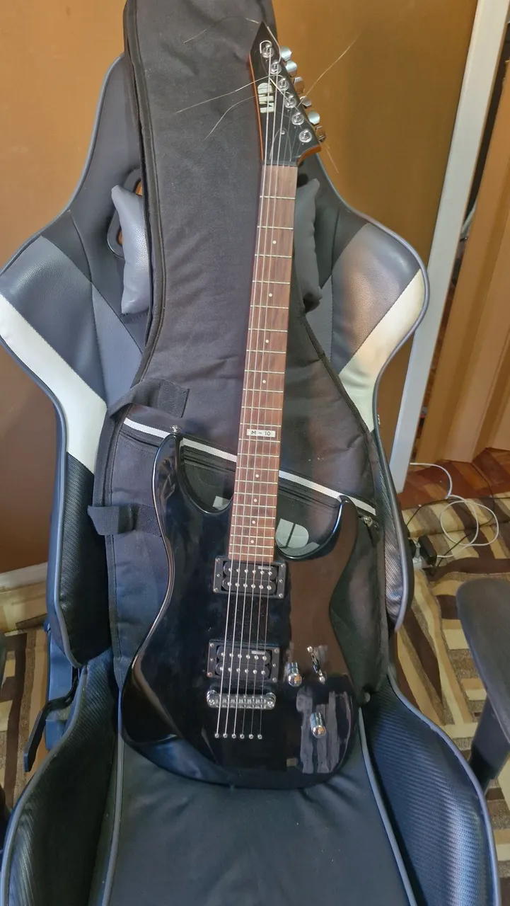 Guitarra ESP LTD M-10