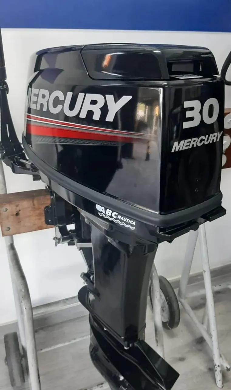 Motor de popa Mercury 