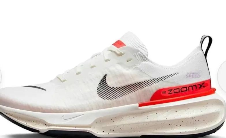 Tênis Nike Zoomx Invincible Run Flyknit Masculino Branco e