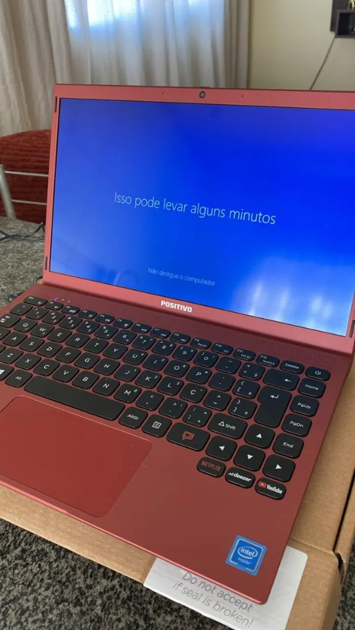 Notebook Positivo - Novo na caixa!