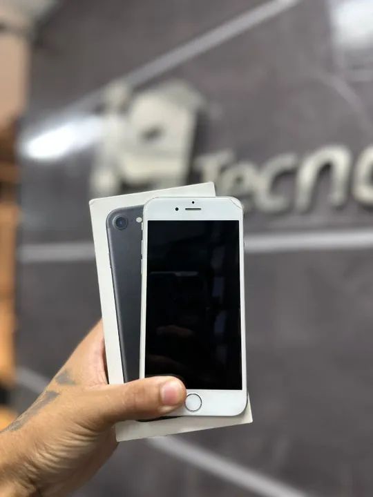 iPhone 7 64GB 90% de bateria Cor PRATA   3 meses de garantia - Foto 4
