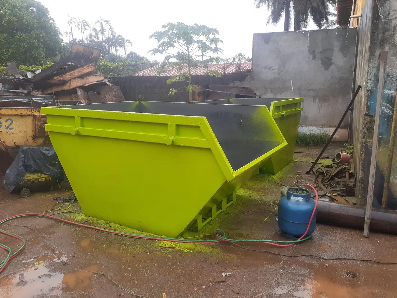 Caixa de Entulho 5m3 já pintada  - Foto 5