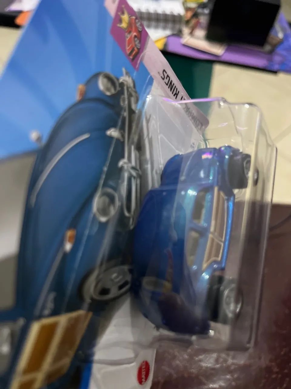 Hot Wheels Volkswagen Beetle Compact Kings - Foto 4