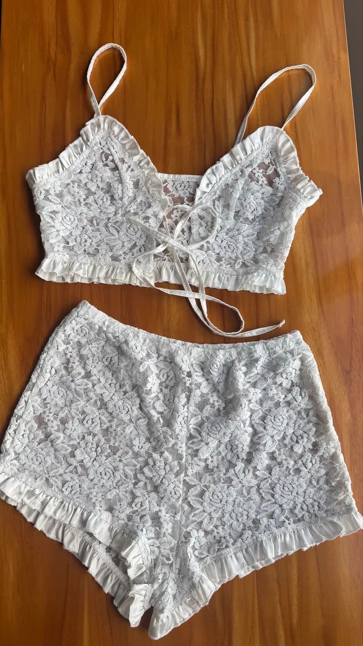 Short doll renda branco 