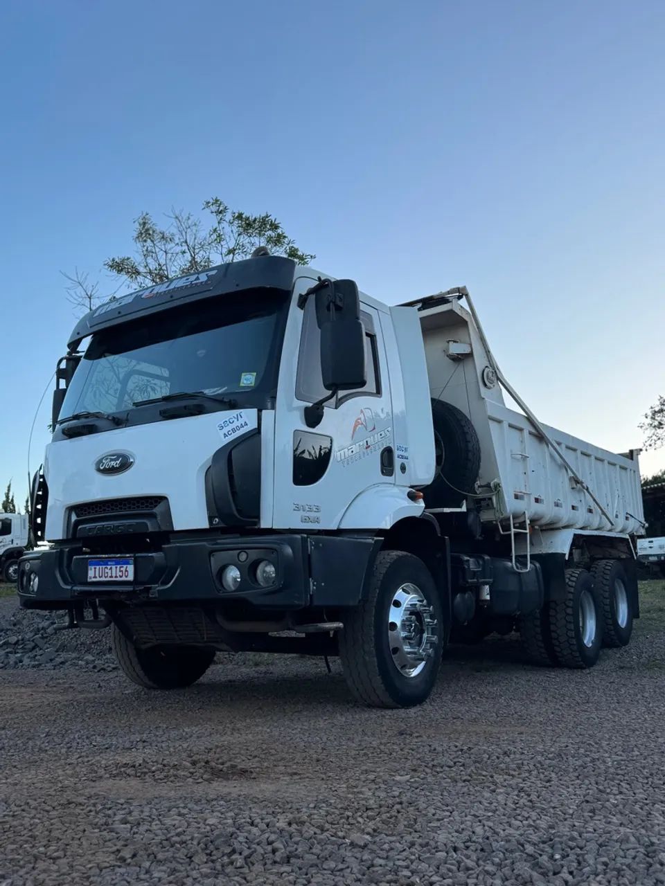 Caminhão Ford Cargo 3133 6x4 - Foto 2