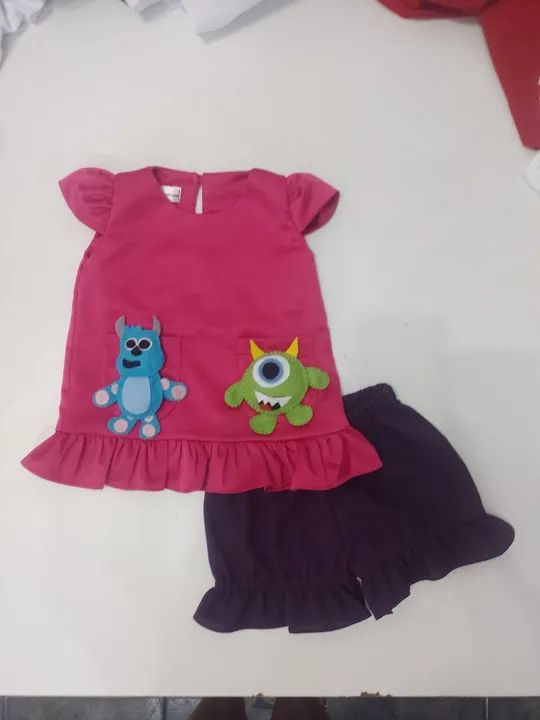 Fantasia da boo e monstros cia