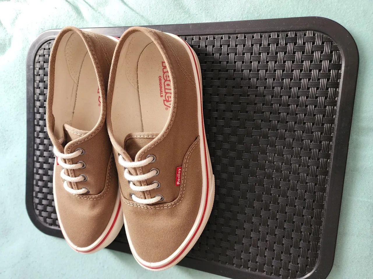 Tênis Redley - Originals - Cor: Caqui - Foto 4