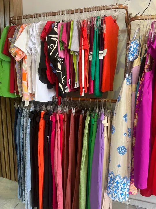 Araras expositoras de roupas 