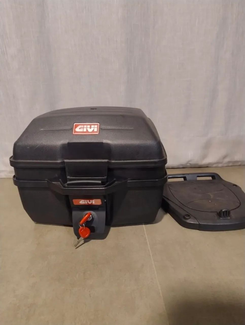 Baú GIVI para moto