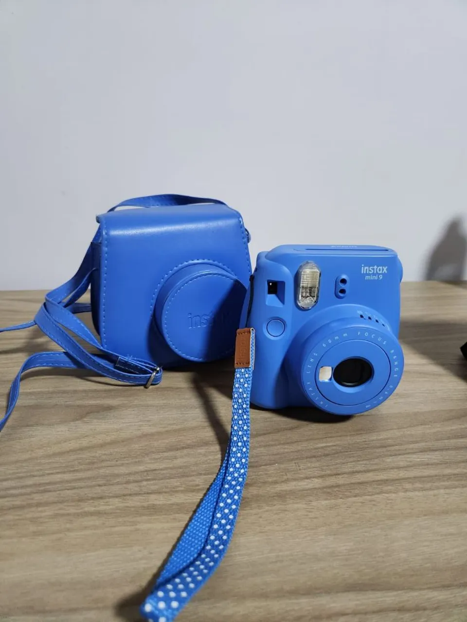 Câmera Instax Mini 9 Azul + Case + Alça