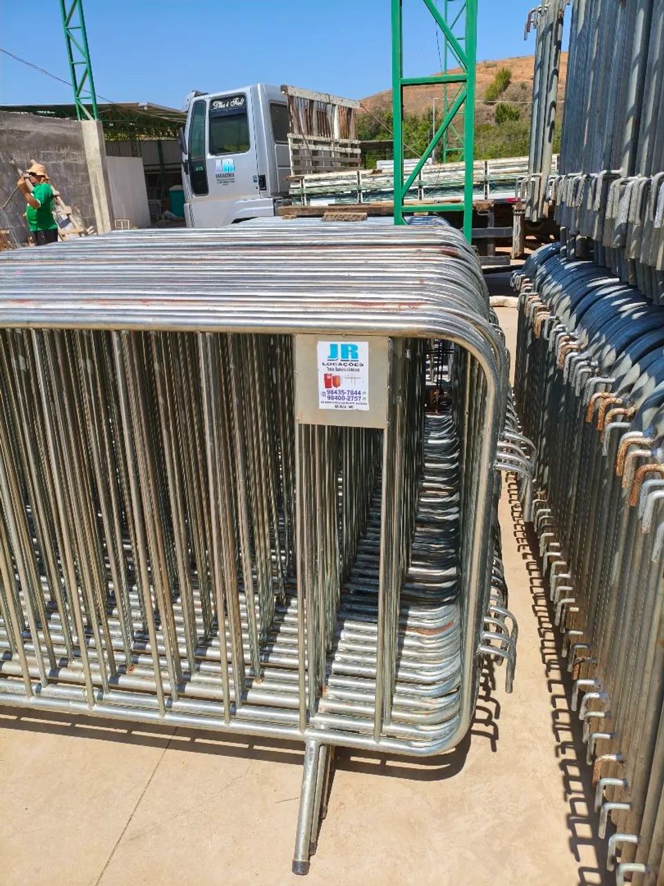 Gradil64385645200130121