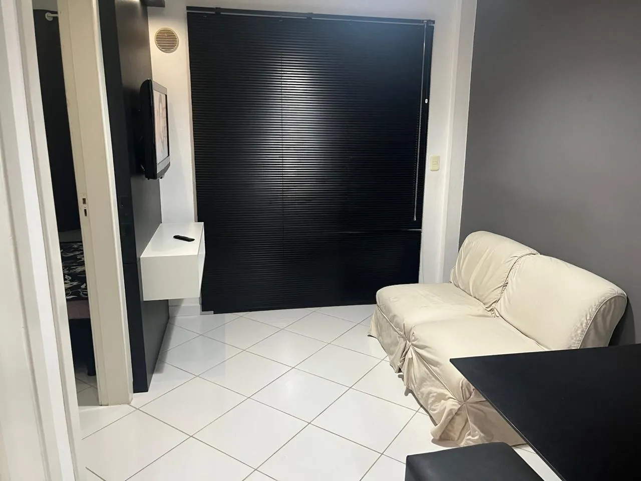 ALUGO APARTAMENTO CENTRO ARAQUARI - AV GETÚLIO VARGAS