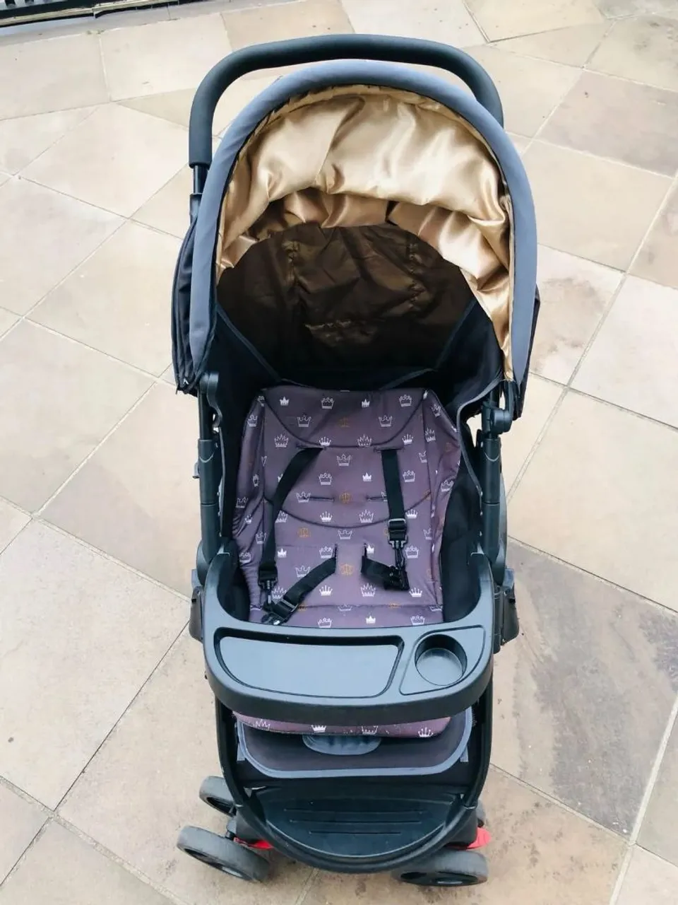 Carrinho de Bebê + bebê conforto Cosco Nexus