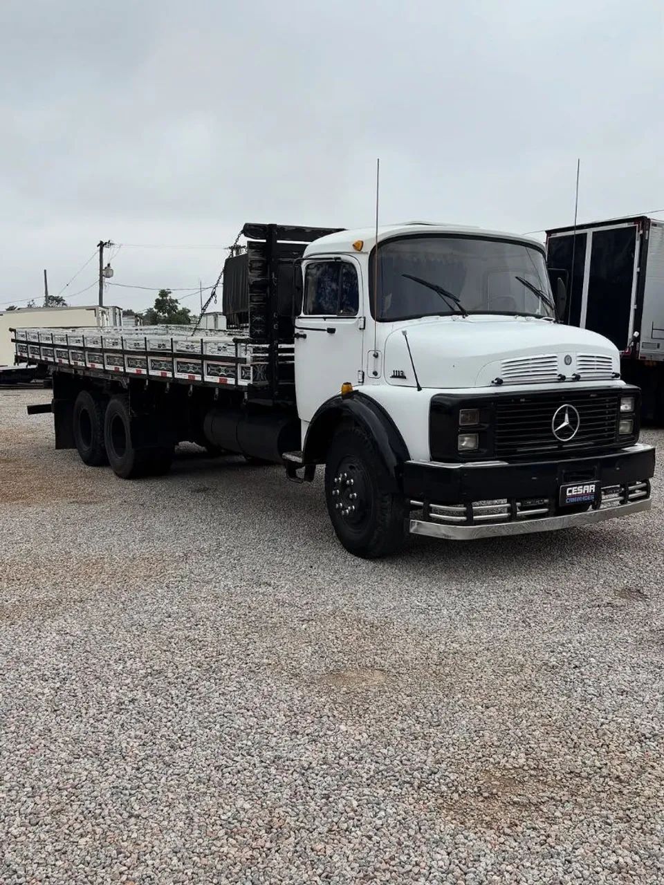 CAMINHÃO MERCEDES 1113 - Foto 2