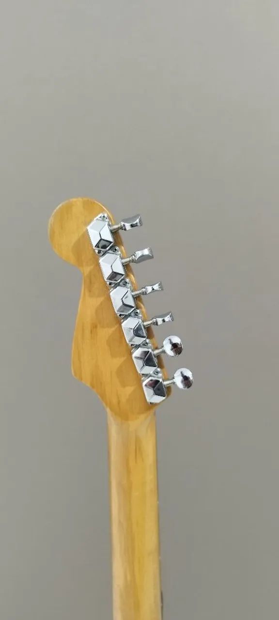 Guitarra Squier strato  - Foto 4