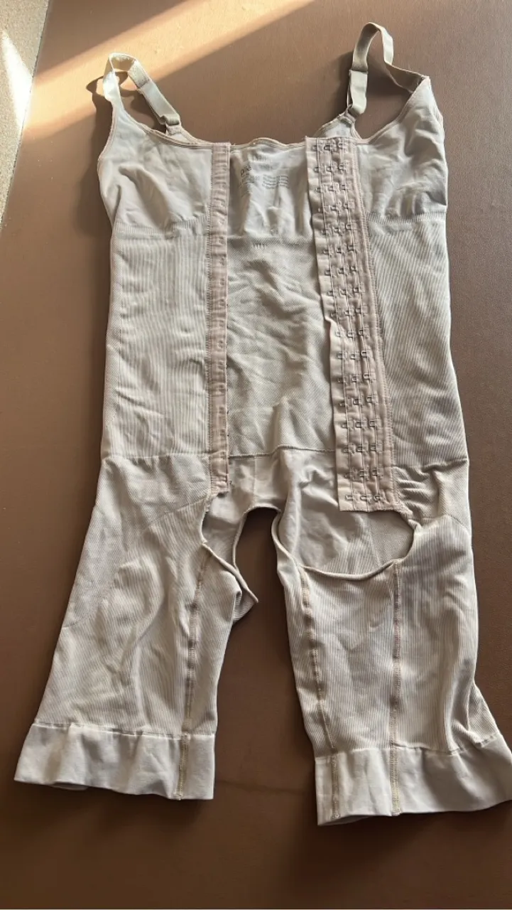 Macaquinho Plié GG pós cirurgia abdominoplastia lipoaspiração