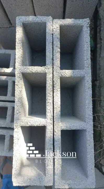 Vendo blocos de concreto 09x19x39 FRETE GRATIS