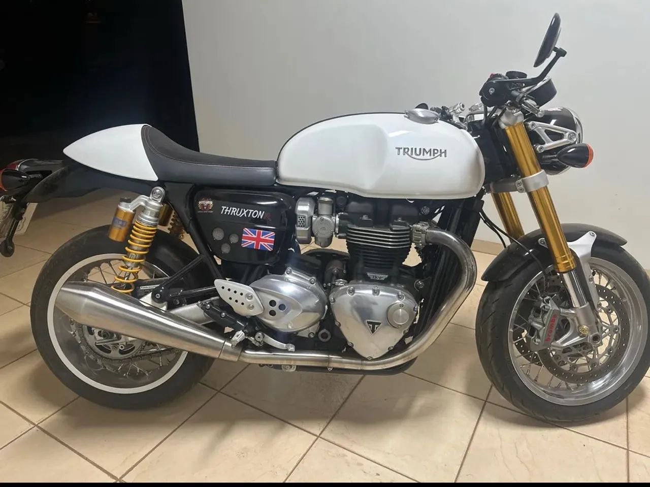 TRIUMPH THRUXTON 1200 RS