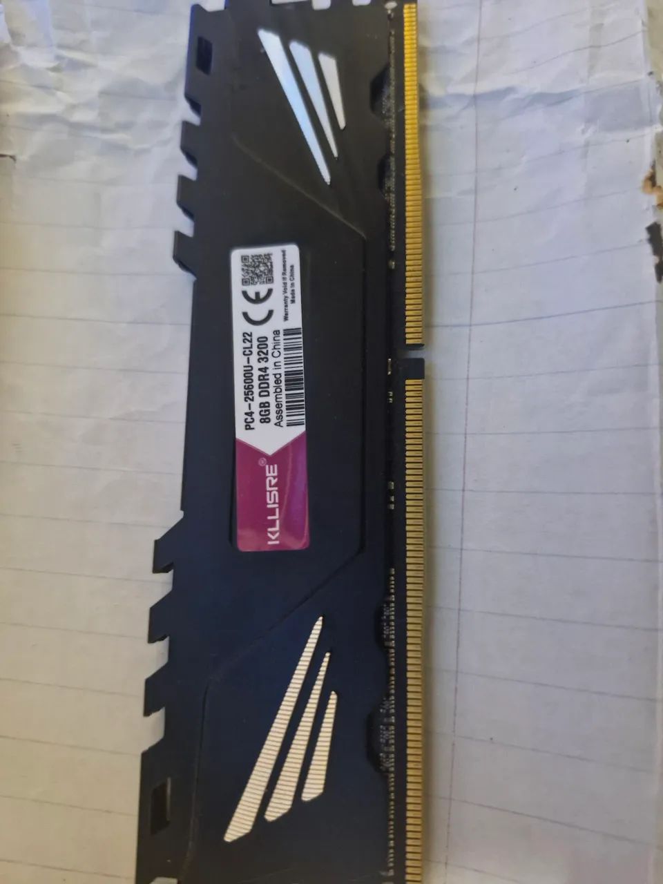 Selling 8GB 3200MHz DDR4 RAM memory64396502582786121