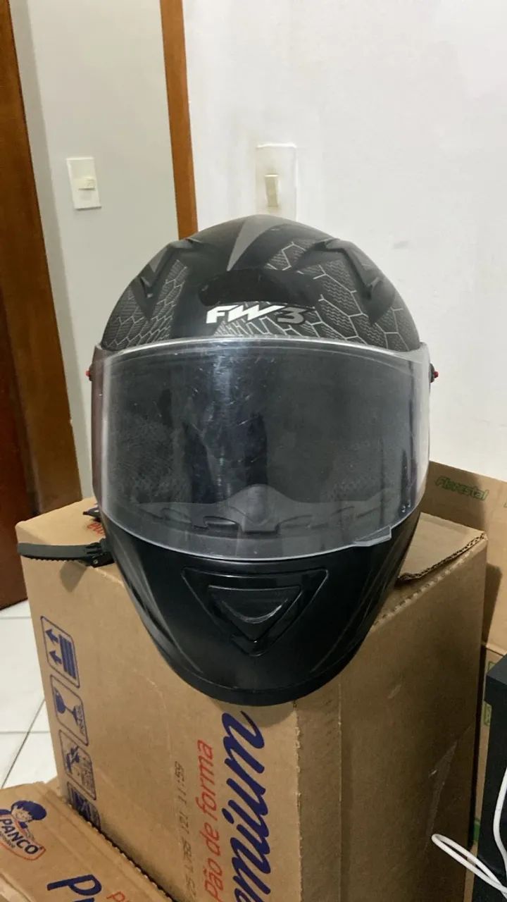 Capacete Tamanho 58