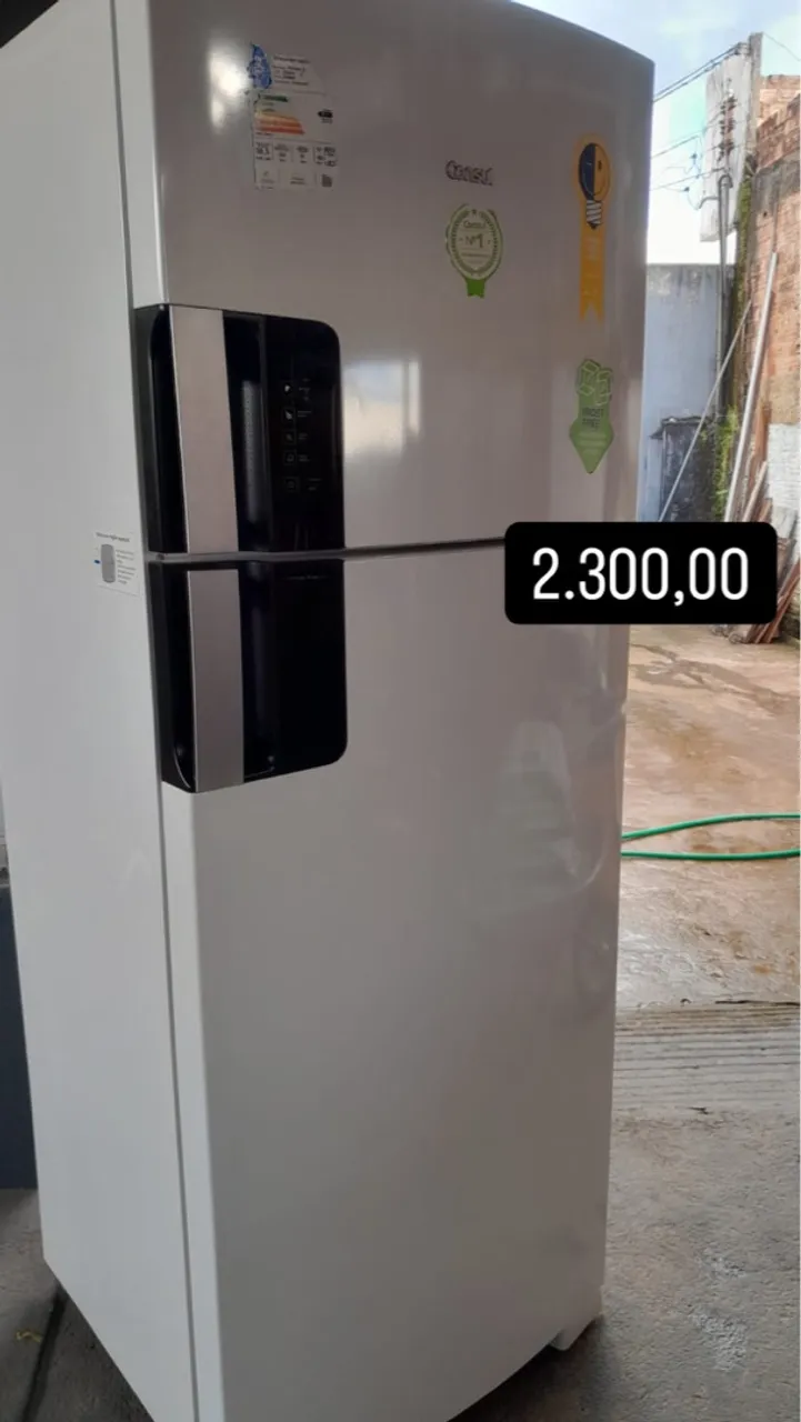 Geladeira semi nova
