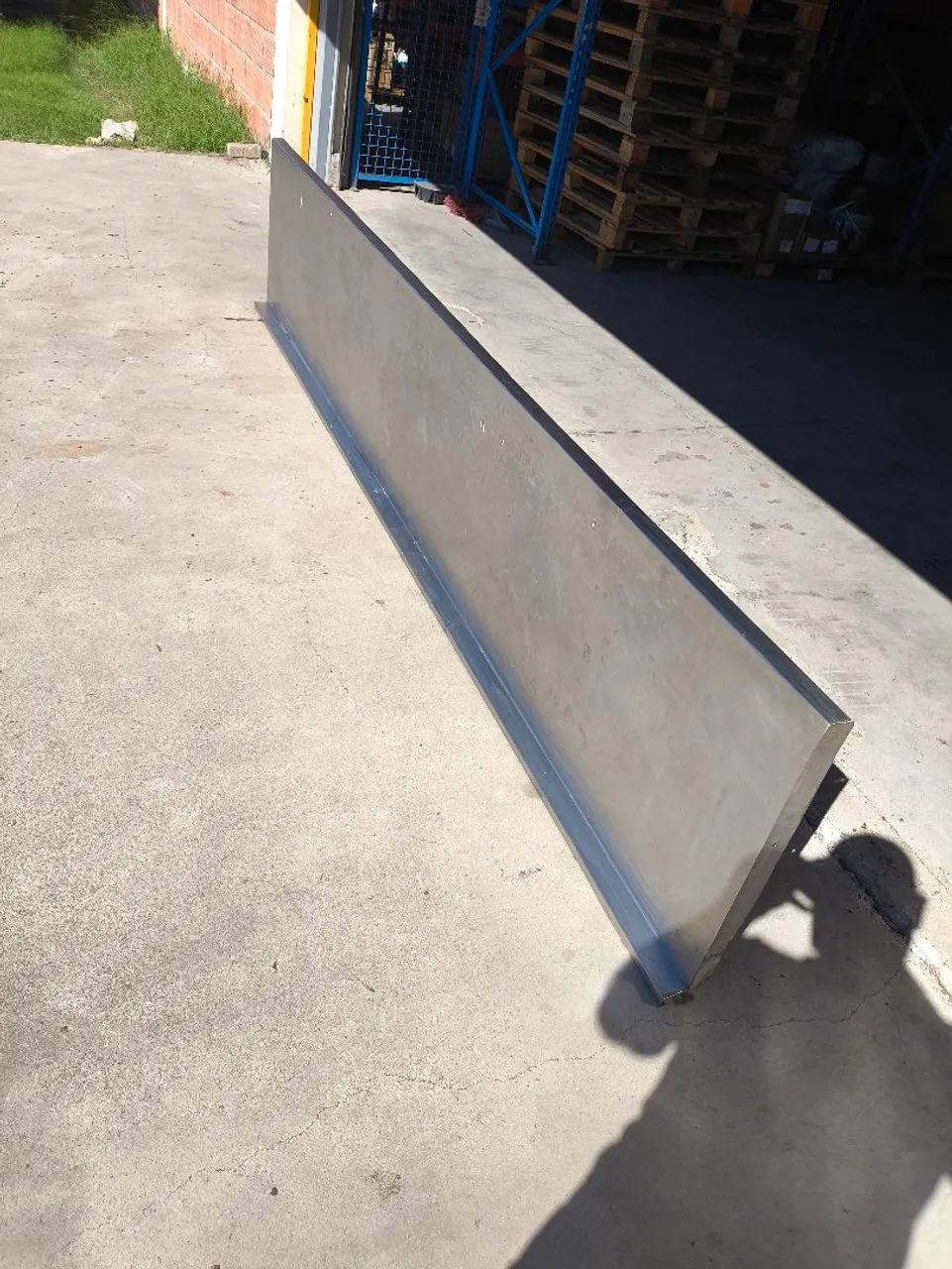 Prateleira de aço inox para restaurante 3,10m de comprimento por 60cm de profundidade  - Foto 2