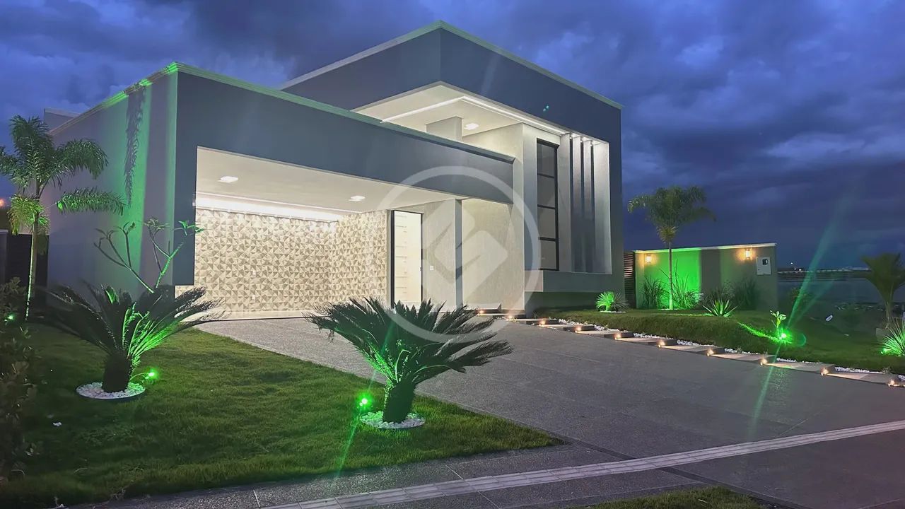 Casa Térrea 4 Suítes no Condomínio Residencial Copacabana - Abadia de Goiás codigo: 72238