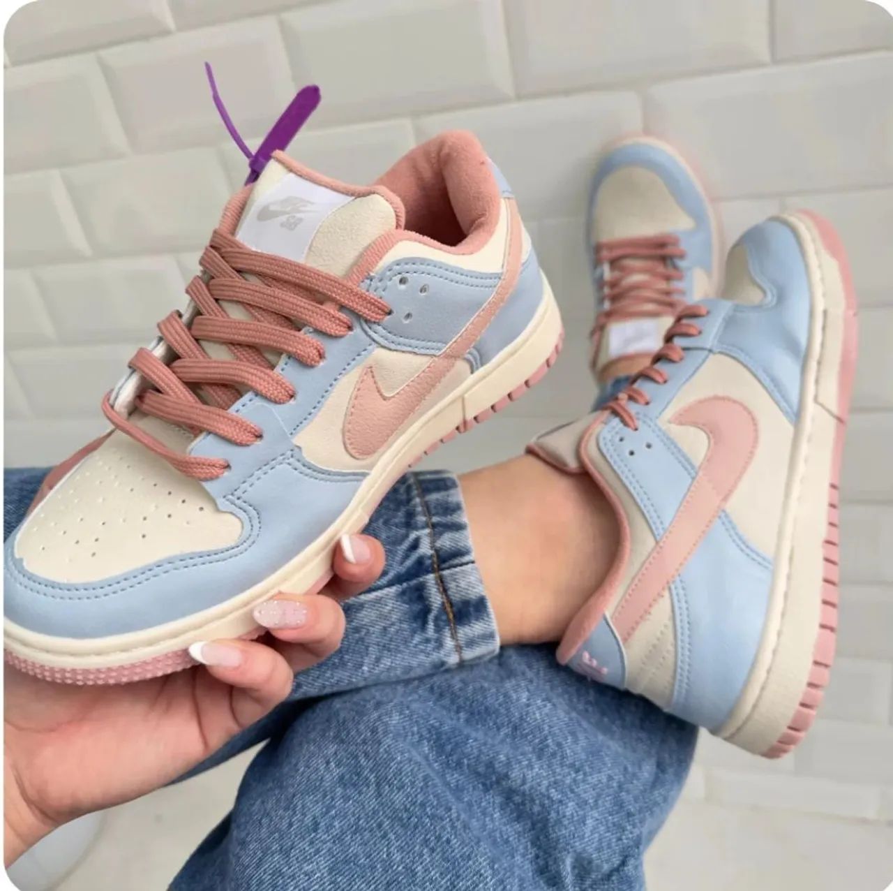 Nike Dunk Low Azul Bebê e Rosa  - Foto 2