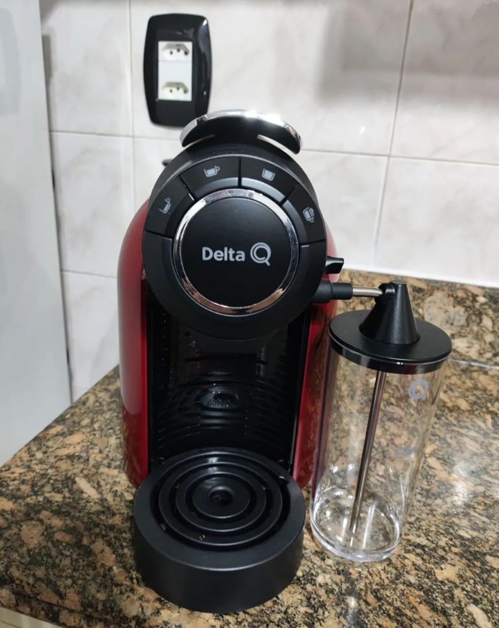 Cafeteira Delta Q Vermelha