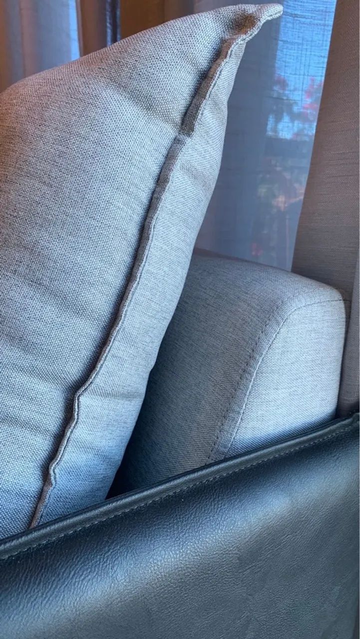 Sofá 3 lugares moderno - Foto 3