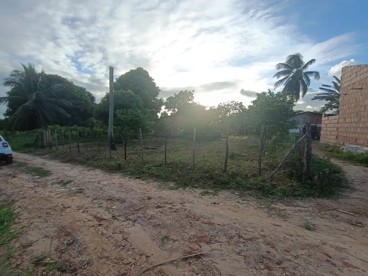 Terreno com casa (Para reformar) no povoado Pedreira em São Cristóvão