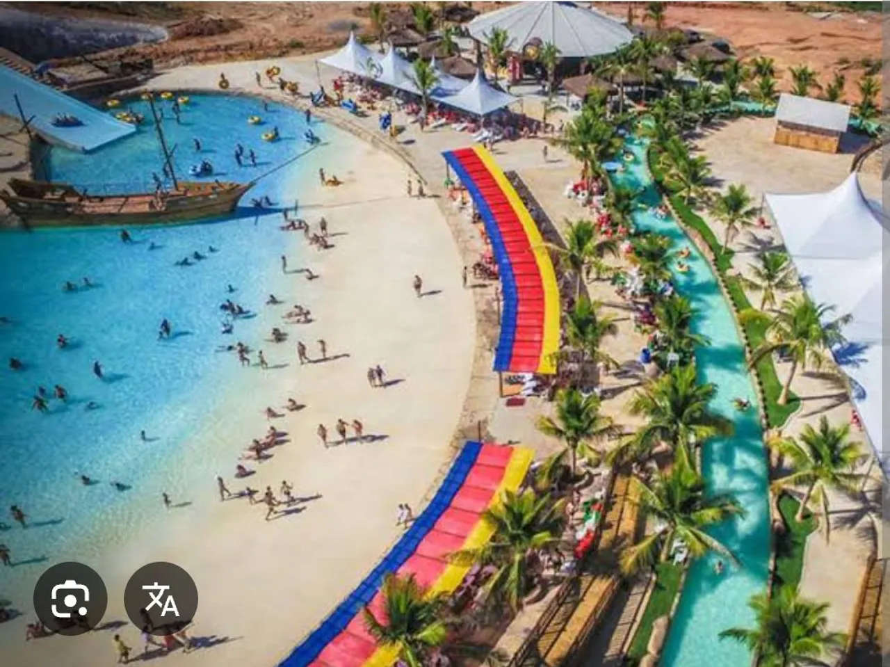 Aquabeat parque aquático com piscina de ondas e toboáguas