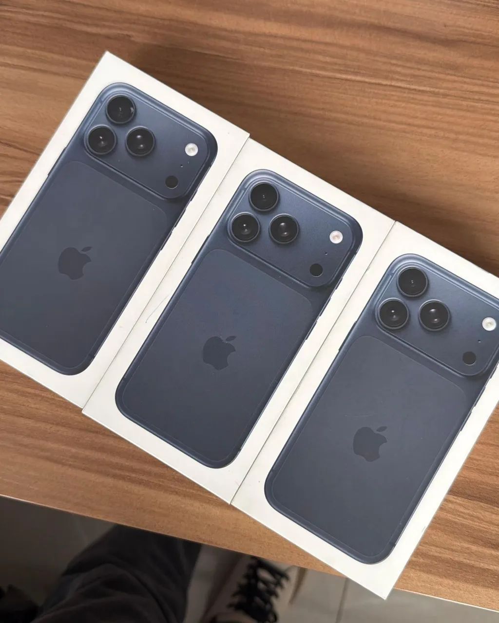 IPHONE 17 PRO MAX 256 GB LACRADO 