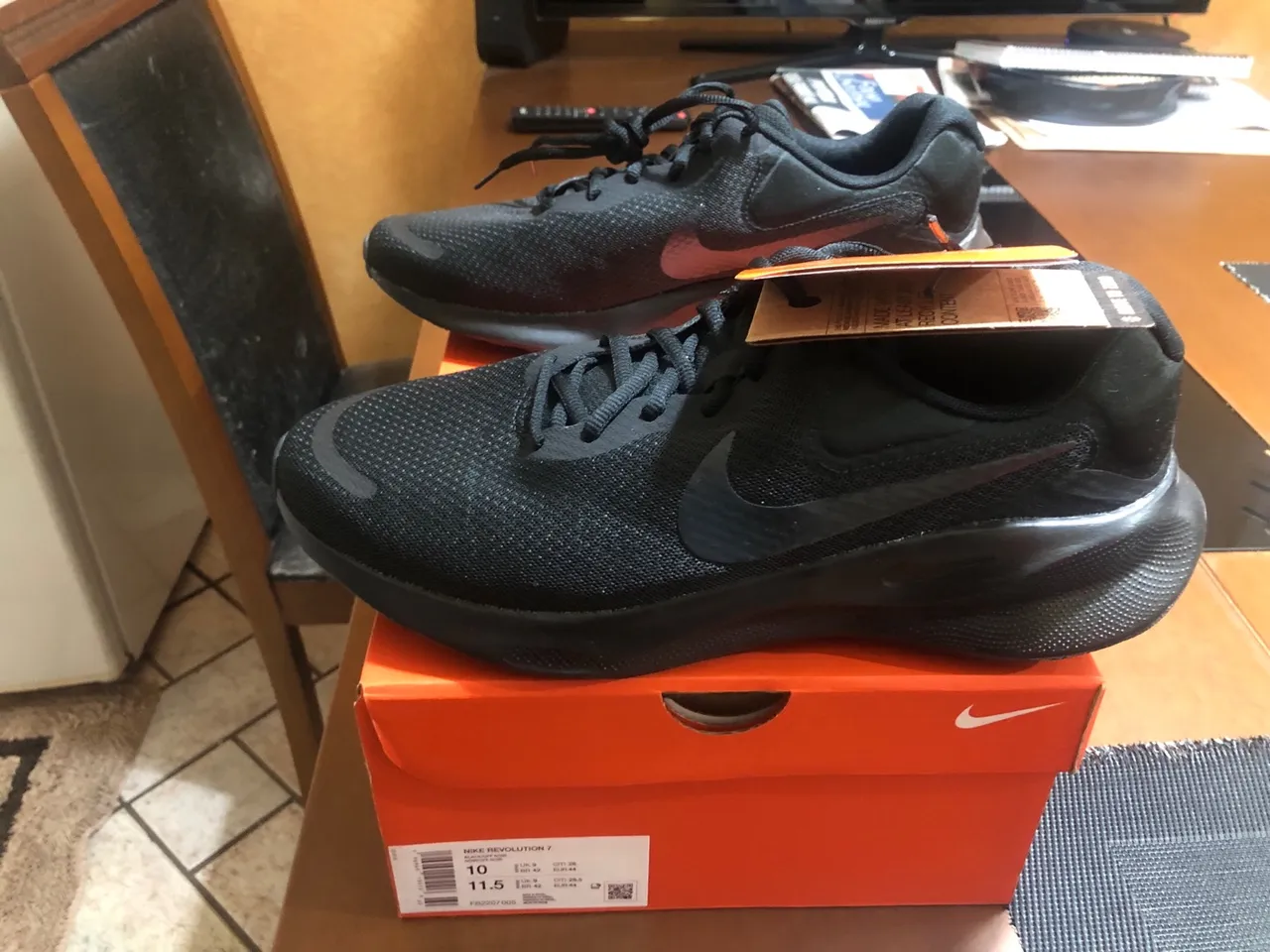 Nike revolution 7
