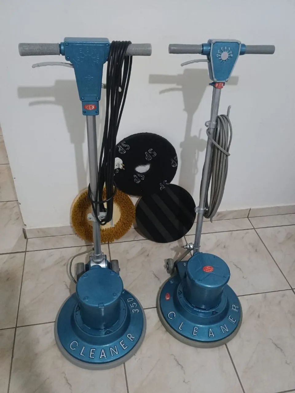 Enceradeira e Lavadora de Pisos  - Foto 2