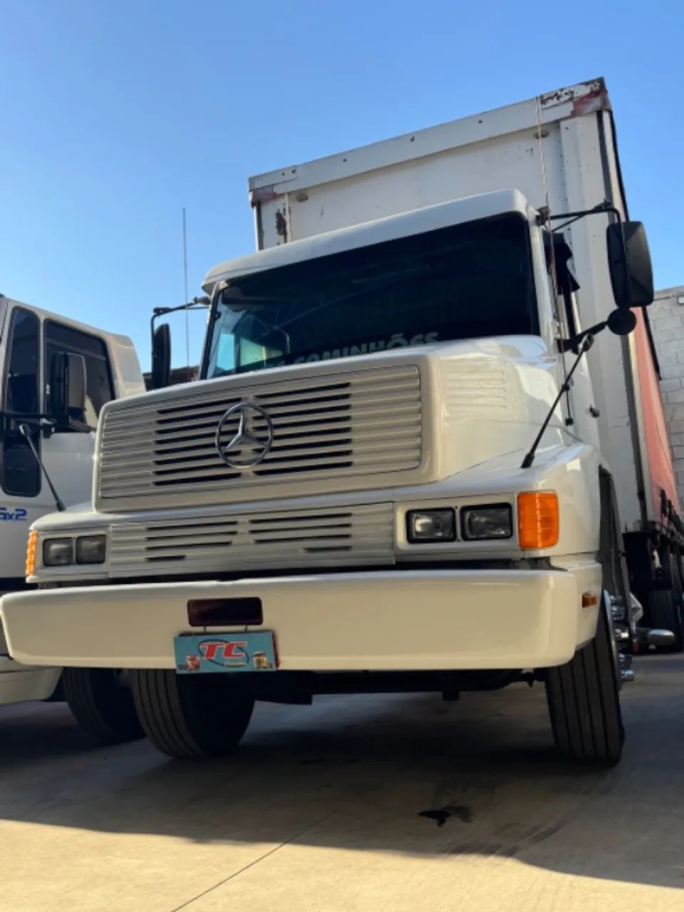 Mercedes Benz 1621 - Baú Sider - Foto 5