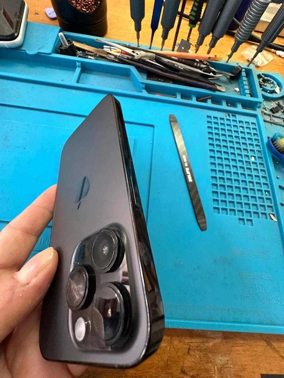 Carcaça iPhone 14 pró preta - Peça de Reposição - Foto 4