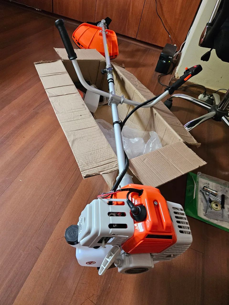 Roçadeira a Gasolina Nova