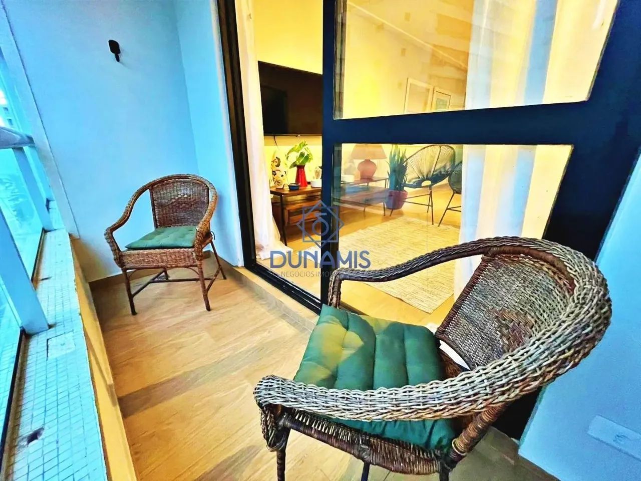Apartamento REFORMADO à venda na Pitangueiras - Sacada e Vista mar - Foto 10