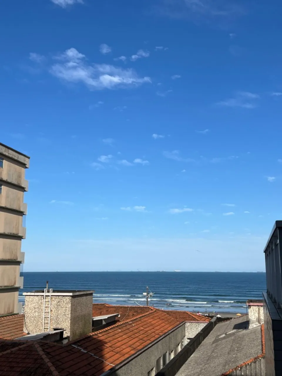 APARTAMENTO NOVO COM 1 QUARTO PARA LOCAÇÃO NA AVIAÇÃO EM PRAIA GRANDE