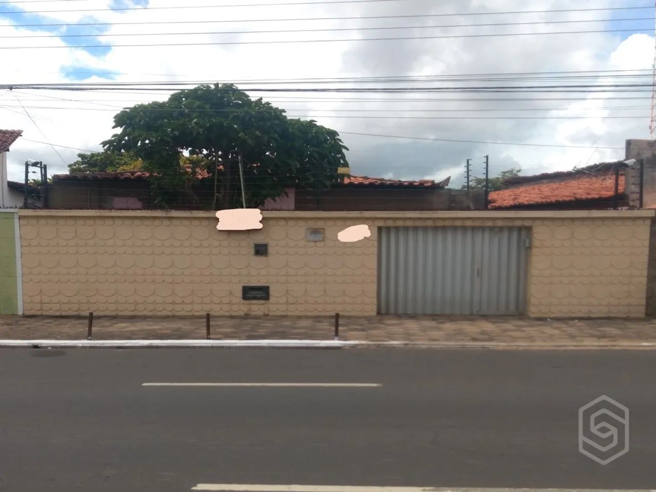 (0002)-Casa para venda possui 260 metros quadrados com 3 quartos em Cidade Nova - Teresina