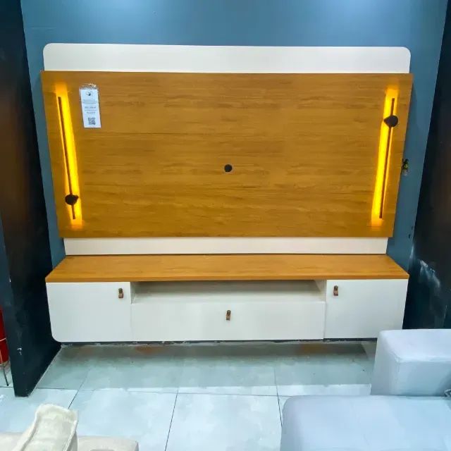 Painel Dali para Tv Até 75 Polegadas Ripado com Led 2 Portas 1 Gaveta Caemmun 203cm